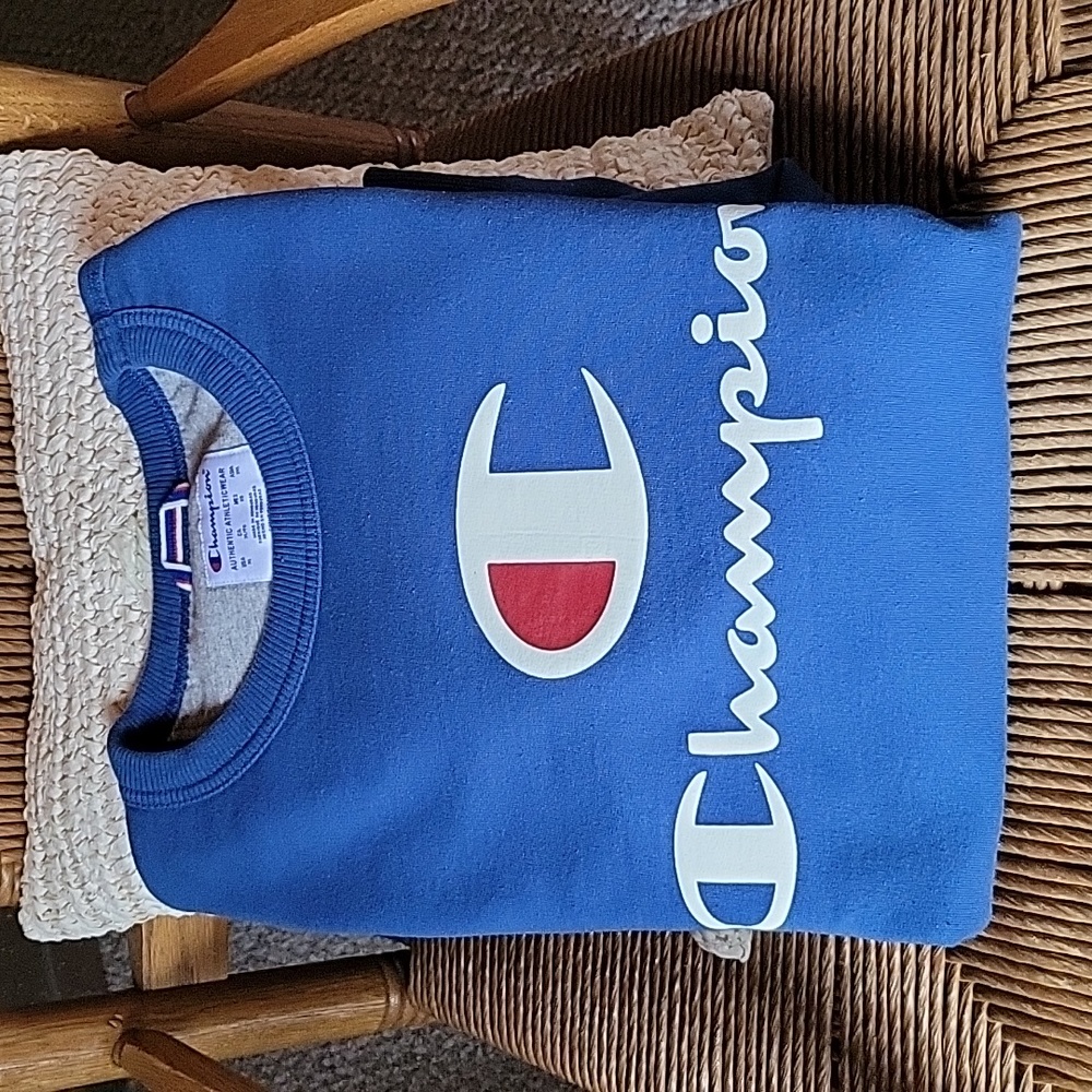 Champion logo sweatshirt, blue, size XL